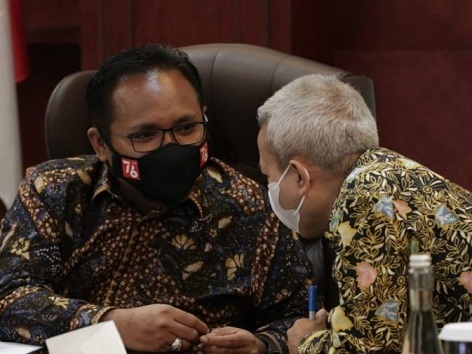 Menag Yaqut dan Sekjen Nizar pimpin rapat koordinasi esselon