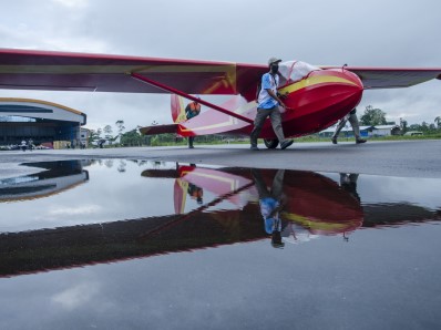 antarafoto-cabang-olahraga-terbang-layang-pon-papua-ditunda-300921-na-3-min_thumb