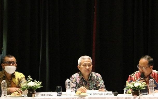 Rapat evaluasi capaian kinerja