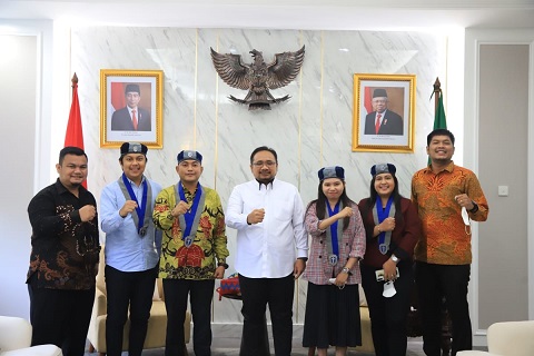 organisasi pemuda keagamaan seperti GMKI