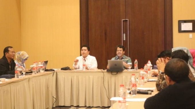 Review Regulasi Sertifikasi Dosen