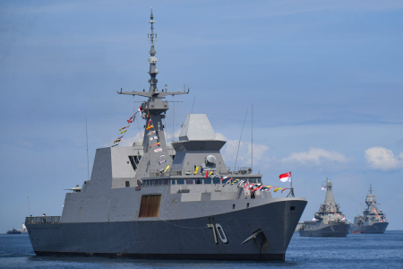 Kapal perang RSS Steadfast-70