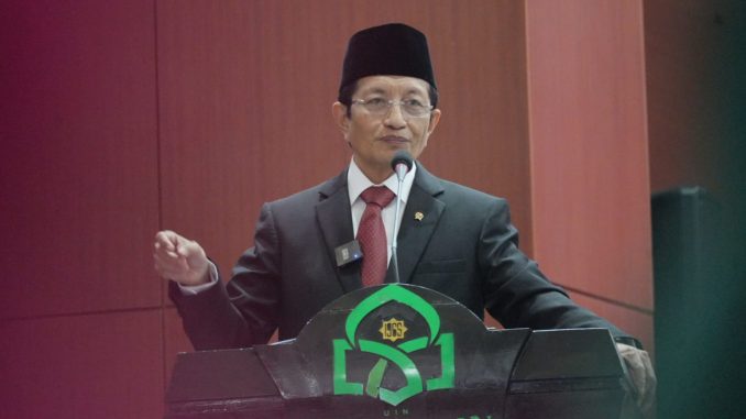 Menag saat acara diea natalis UIN Makassar